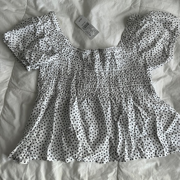 la hearts pacsun black and white puff short sleeve top - Picture 3 of 6